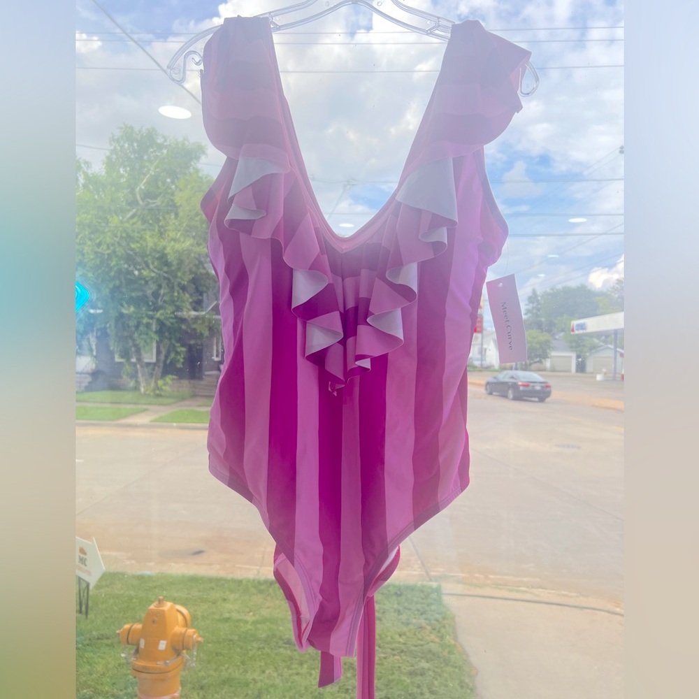 Ruffle Shoulder Swimsuit with Belt One Piece Swimsuit